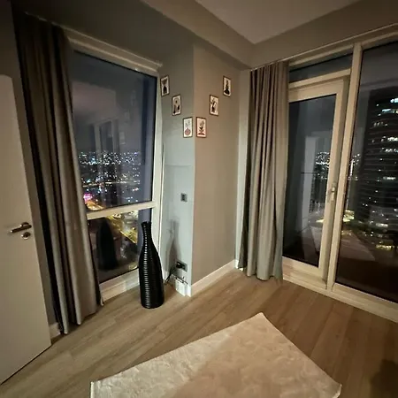 Kartal Lueks Apartment